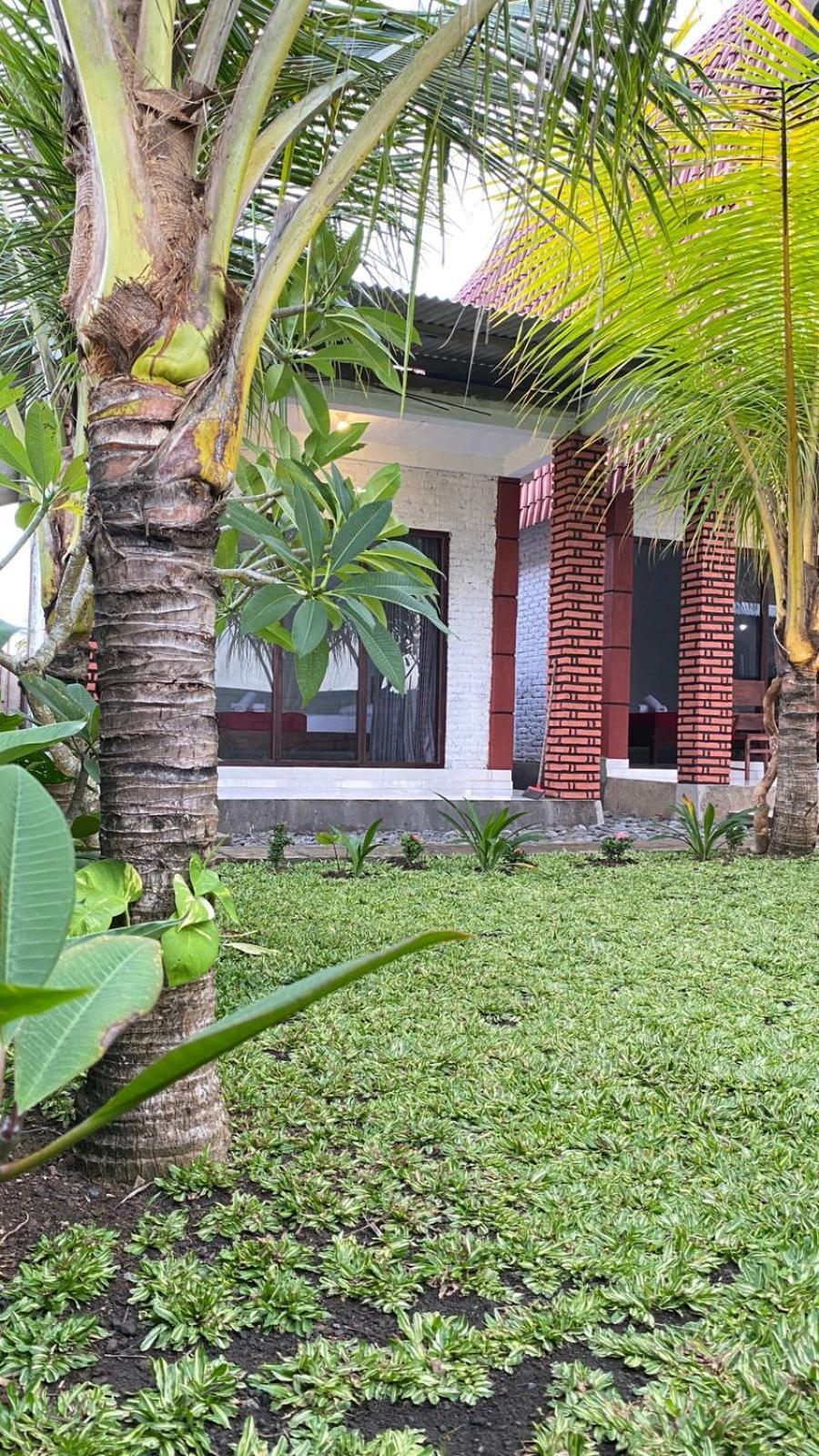 Alen'S Stay&Surf Airsatang Exterior photo